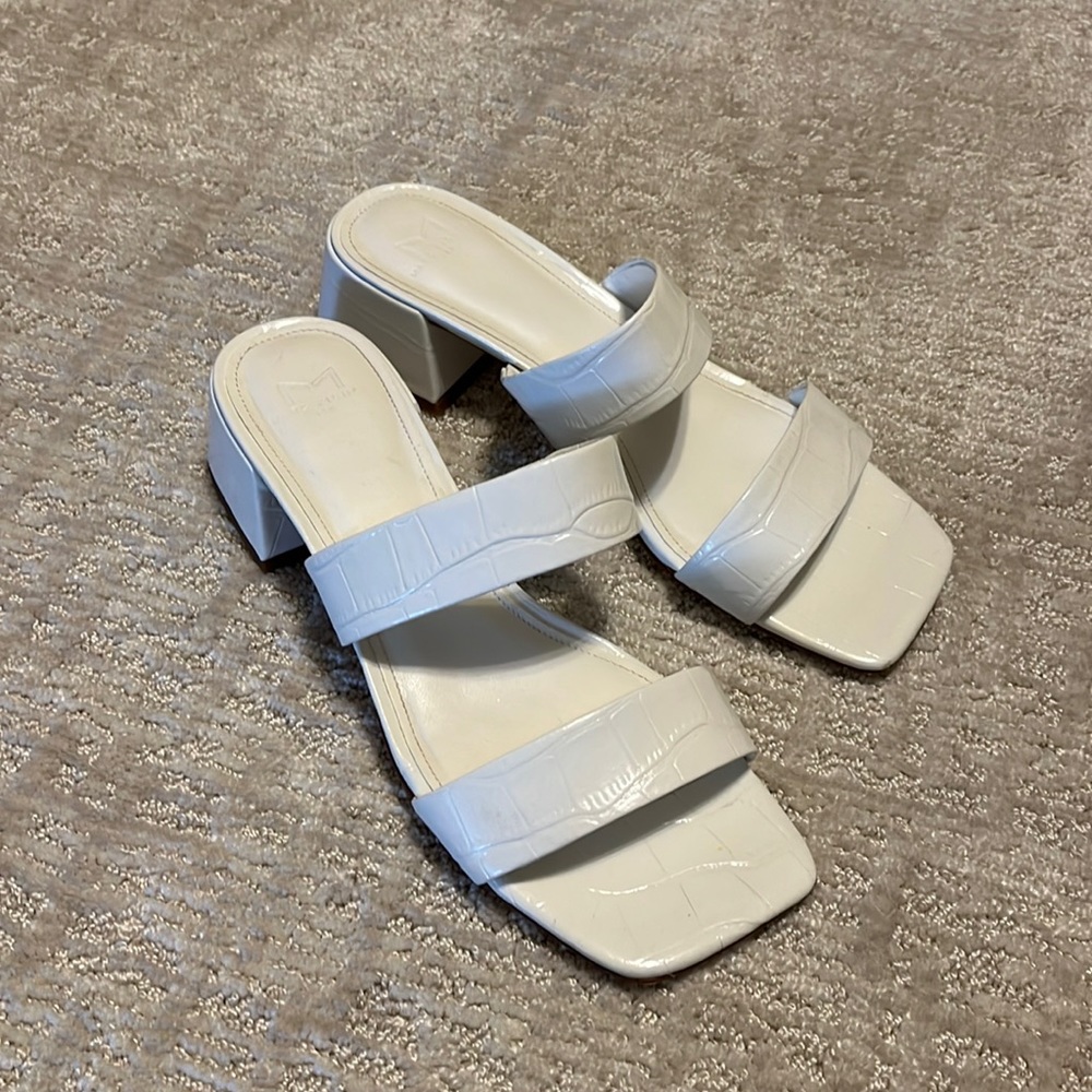 Marc Fisher ltd sandal